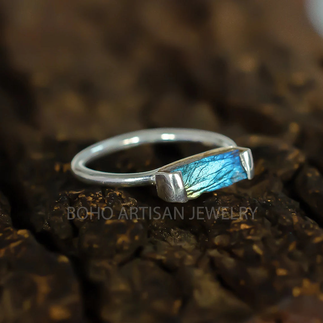 Raw Labradorite Stick Ring: Sterling Silver Rough Gemstone, Boho Jewelry