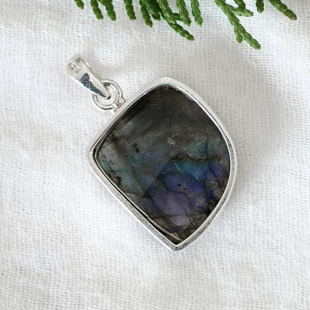 Blue Fire Labradorite Cabochon Pendant: 925 Sterling Silver Boho Charm