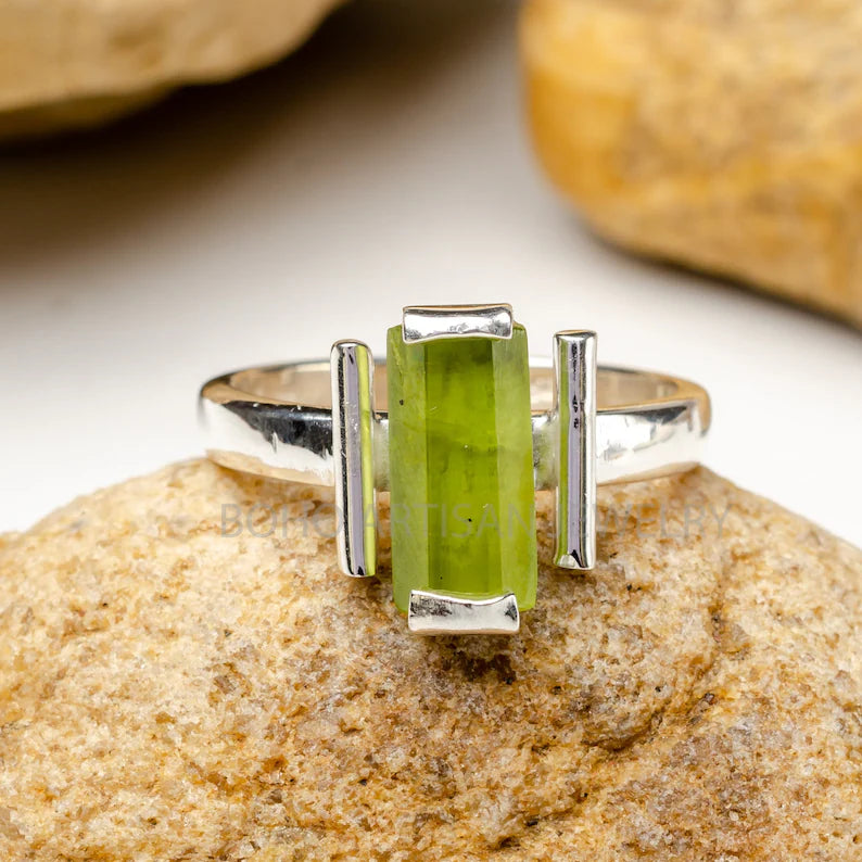 Raw Moonstone Bar Ring • Handmade Silver Jewelry • Raw Crystal Ring • Dainty Gemstone Ring • Blue Fire Moonstone • Statement Ring • Gift