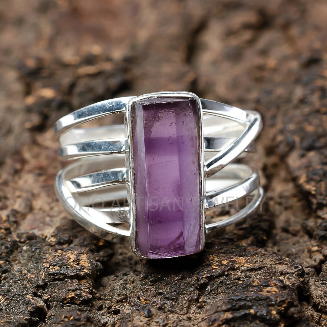 Raw Amethyst Spiral Ring, Amethyst Long Bar Ring, Natural Amethyst Stick Ring, February Birthstone, Raw Crystal Ring, Gift For Her