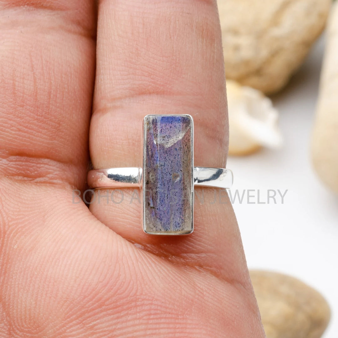 Raw Labradorite Sterling Silver Ring: Twisted Boho Band