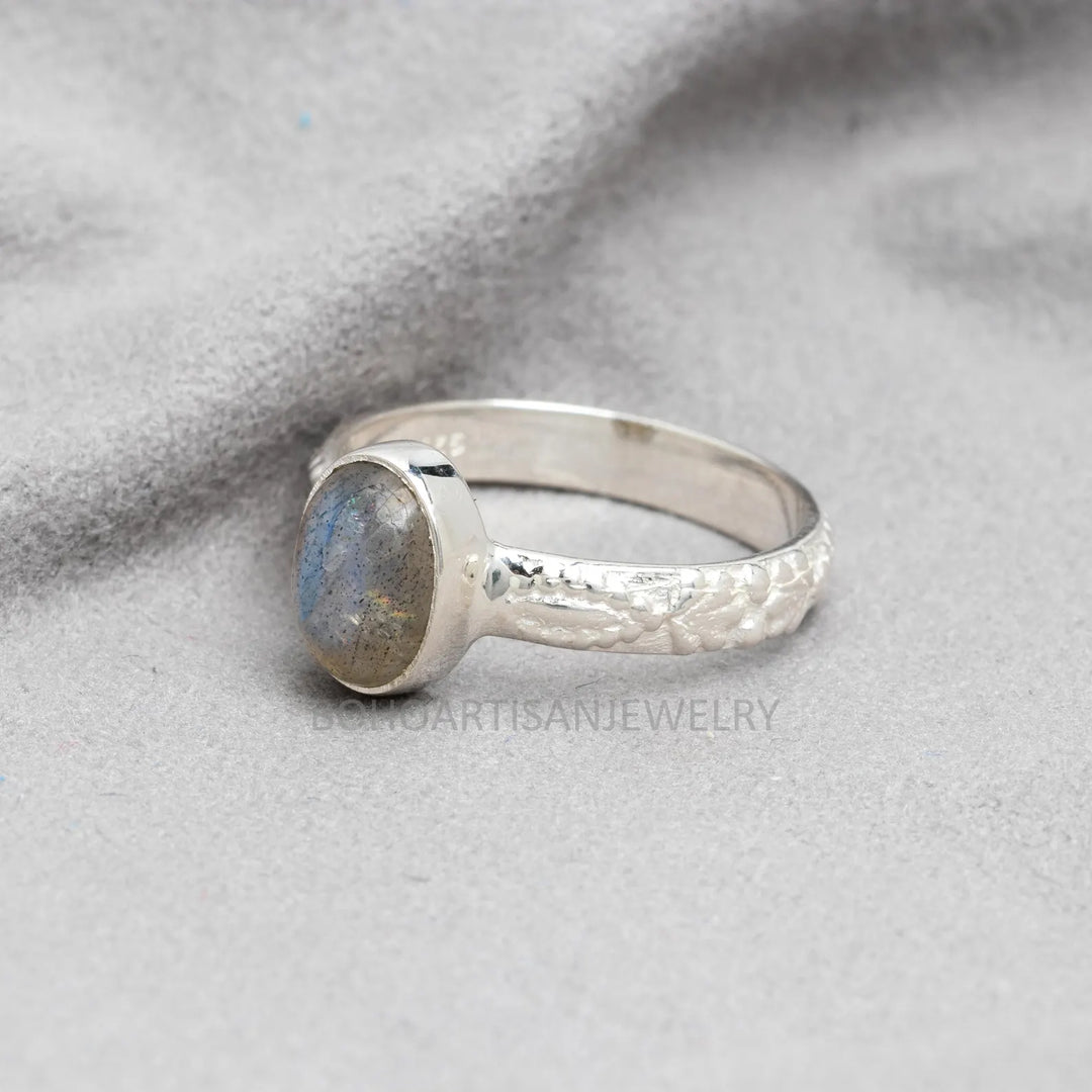 Blue Fire Labradorite Ring, Floral Band Ring, Sterling Silver Ring, Handmade Jewelry, Stacking Ring, Gemstone Ring, Boho Ring, Gift for her